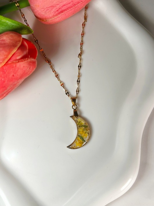 złote naszyjniki Naszyjnik księżyc z żółtymi kwiatami Biżuteria z kwiatami