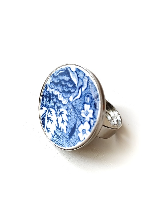 pierścionki - różne Pierścionek w kobaltowe kwiaty