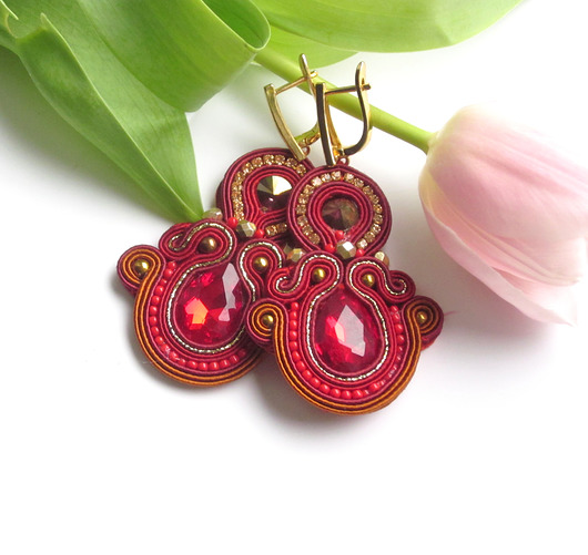 lady in red Nat design