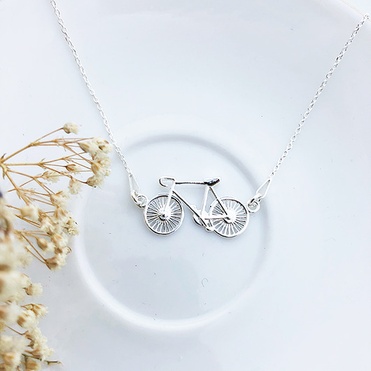 srebrne naszyjniki Naszyjnik z rowerem, srebrny rower