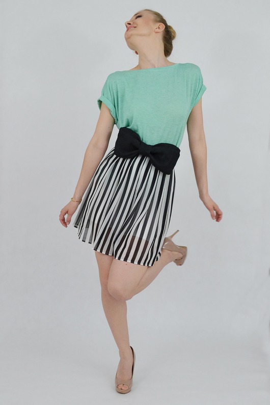 saszetka nerka Saszetka Kokarda zamszowa (damska nerka)