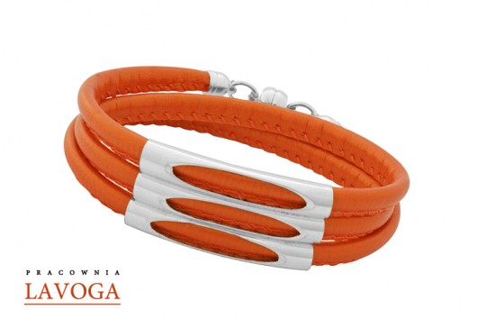 Bracelet in orange. Lavoga