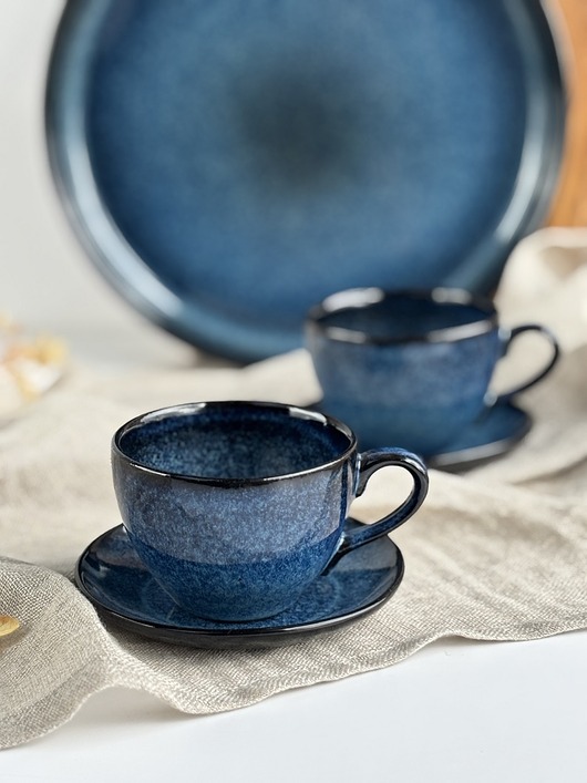 filiżanki Filiżanka kawowa ręcznie robiona granatowa 180 ml ze spodkiem - Nocne Niebo