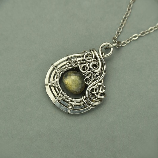 wisiory Wisiorek labradoryt wire wrapping