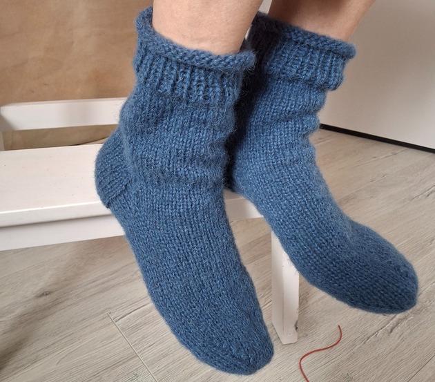 Akcesoria pozostałe Skarpetki dzierganie niebieskie