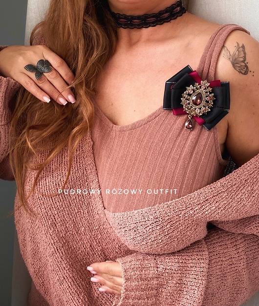 broszki Burgundowa Brosza z kryształem w kolorze wina  NEW