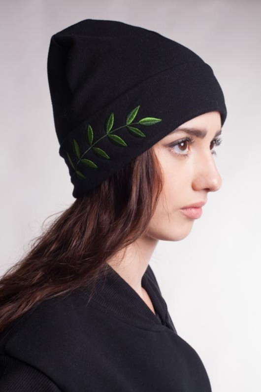 Cap with green twig Karolina Marczuk