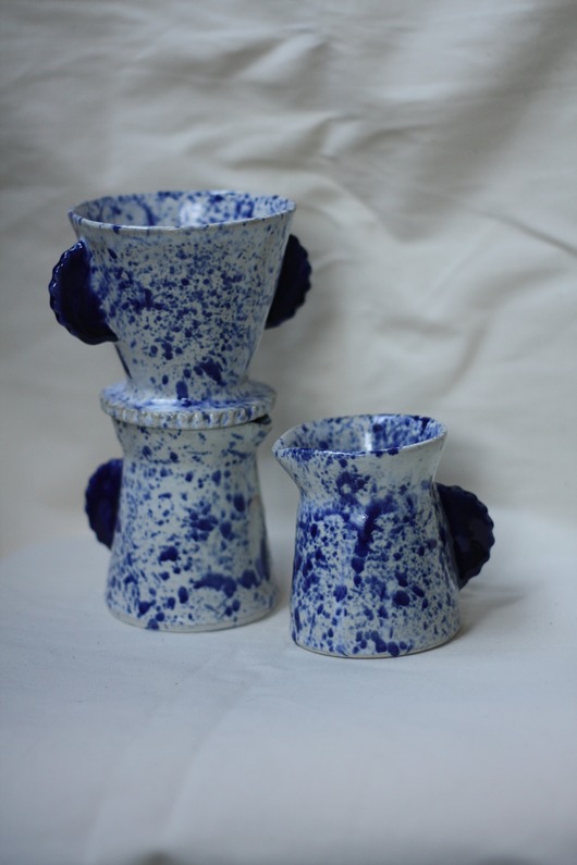czajniki i dzbanki Ceramiczny dripper w kobaltowe ciapki i dzbanuszek. Ceramika ręcznie robiona