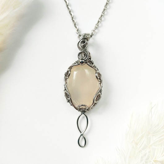 wisiory Naszyjnik Chalcedon 'Vilya' stal chirurgiczna wisiorek handmade wirewrapping