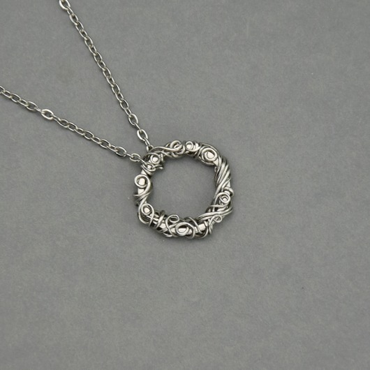wisiory Wisiorek koło kółko wire wrapping naszyjnik