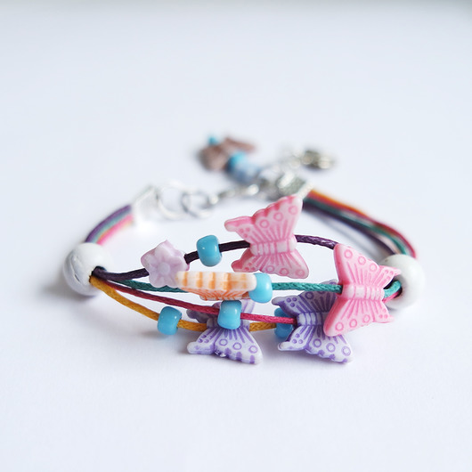 biżuteria dla dzieci Bransoletka - Motylki 1 - sznureczki - dla dzieci