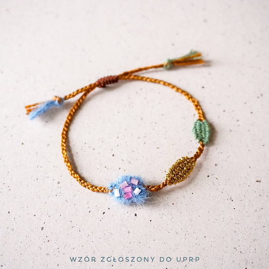 bransoletki - inne Unikatowa bransoletka na sznurku z elementami tkanym i koralikamii