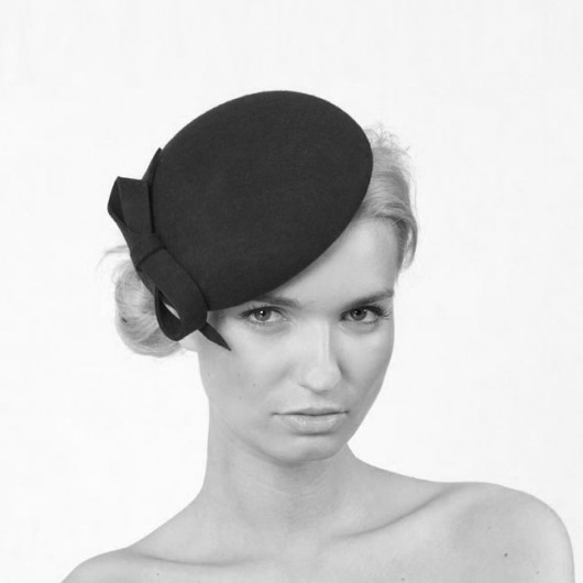 czapki damskie Toczek czarny