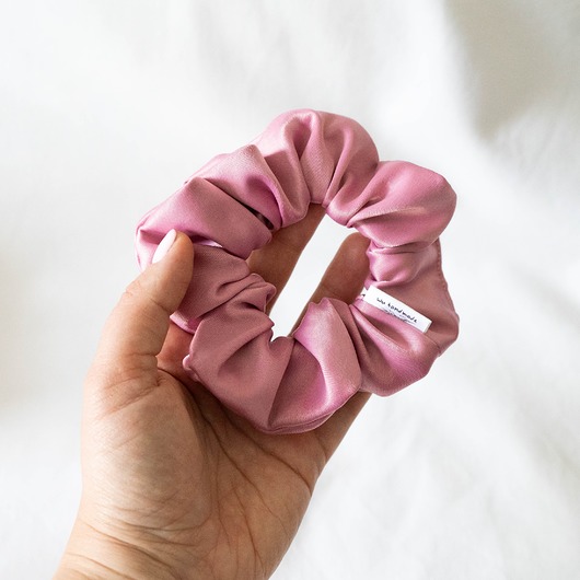 gumki do włosów Scrunchie/frotka SATIN PINK