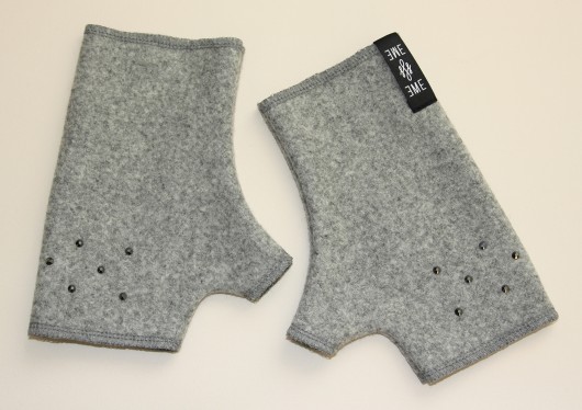 crystal gloves / light gray EWE EME