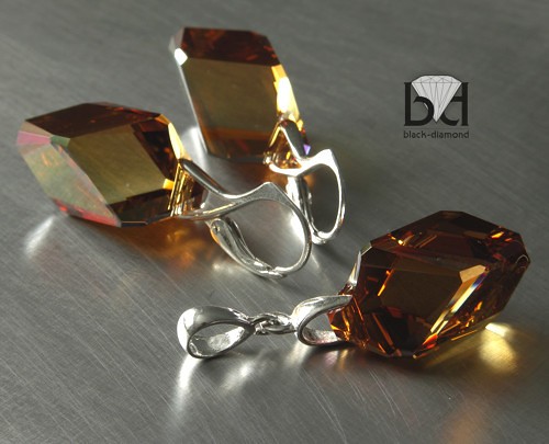 kryształ Swarovski w komplecie Black Diamond