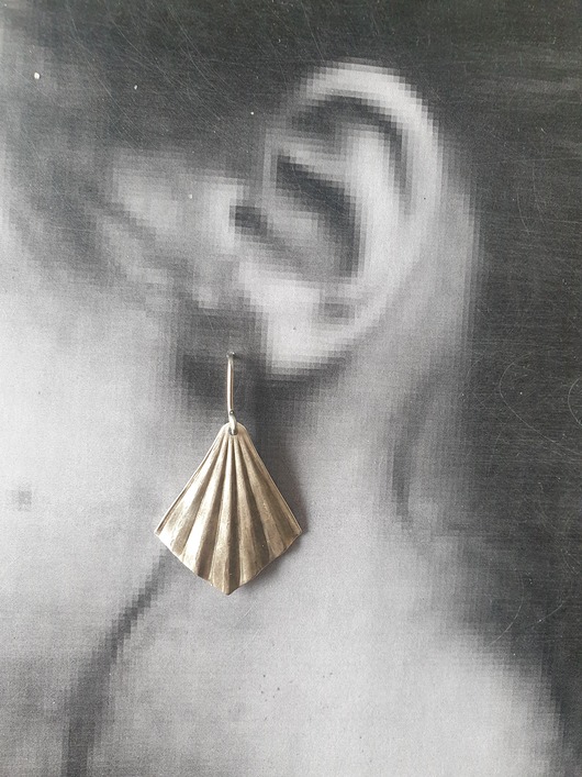 kolczyki srebrne Kolczyki ORIGAMI małe wachlarze, mosiądz posrebrzany