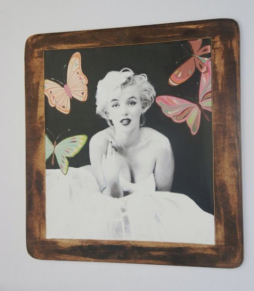 Monroe i motyle misha szura