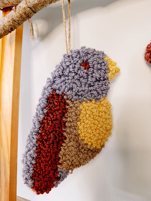 Ozdoby na ścianę Miękka zawieszka ścienna - ptaszek fioletowy NA ZAMÓWIENIE