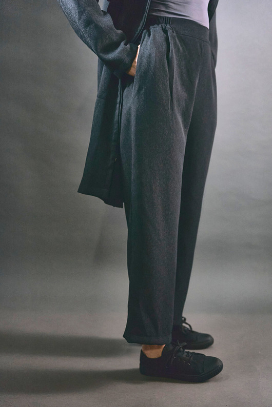 spodnie materiałowe damskie Spodnie wąskie do biura czarne melanż