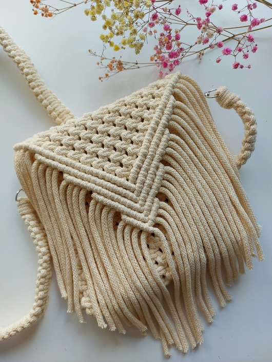 torby na ramię Masełkowa makramowa torebka boho z frędzelkami