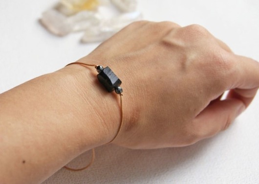 bransoletki z kamieni naturalnych Ochronna bransoletka - czarny turmalin