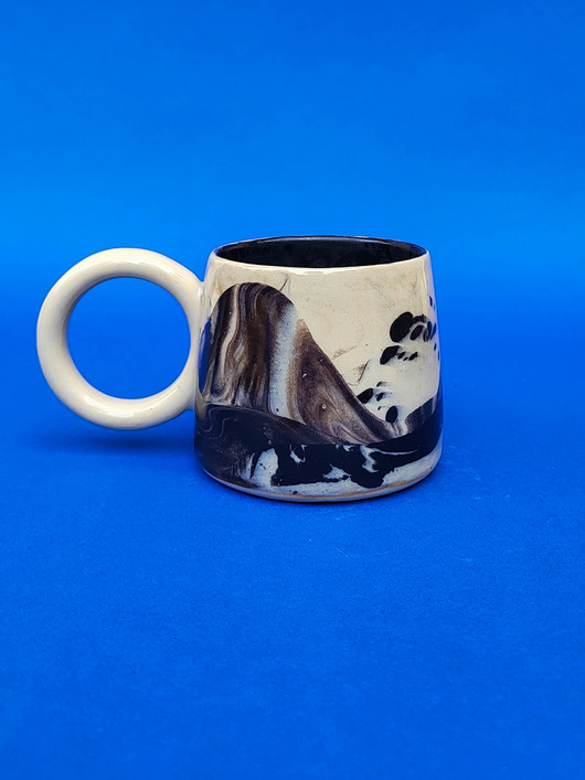 kubki Ceramiczny kubek w czarne wzory