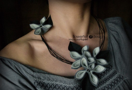 w szarościach...... FlowerFelt Design