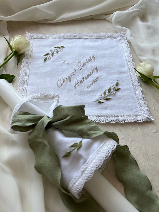 szatki, ubranie na chrzest Haftowana profitka z okazji chrztu świętego/komunii