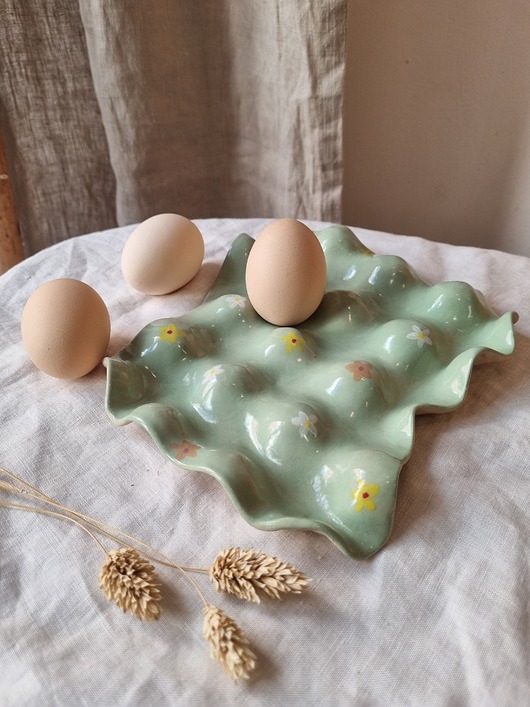 patery i talerze Patera  na jajka  -  Wiosenny stół