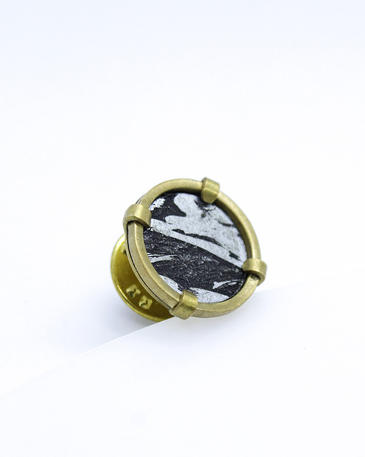 broszki Pin Znajda No. 5.