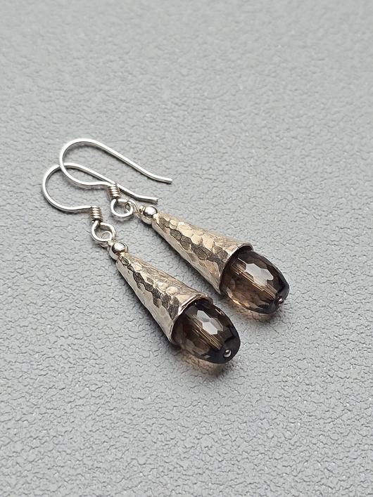 kolczyki srebrne Kolczyki Srebrne Dymne Kropelki w Czapeczkach