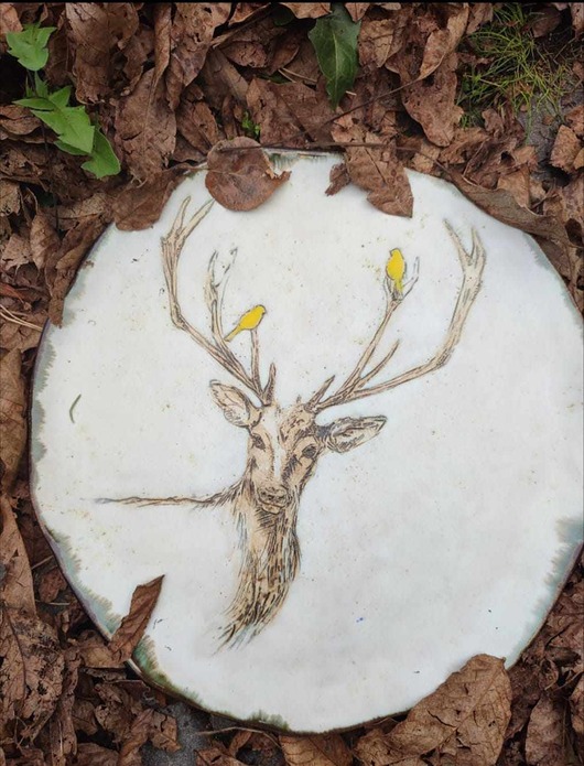 patery i talerze Talerz ceramiczny Jeleń 25cm