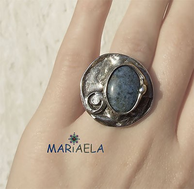 DUMOTIERYT MARIAELA