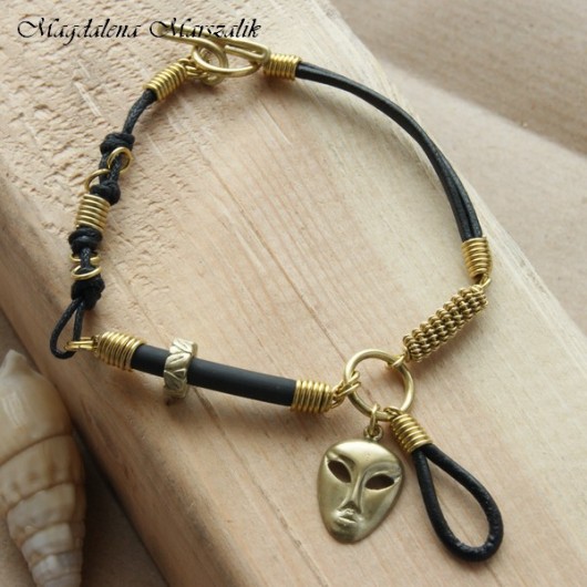 Mask I SHEandHE
