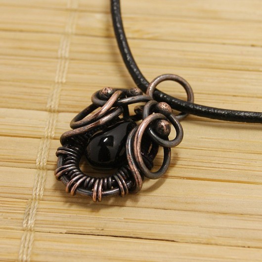 Migotka copper - czarna łezka SHEandHE