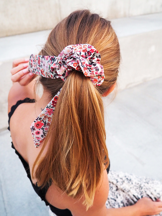 gumki do włosów Maggie May Bow Scrunchie - gumka ze wstążką
