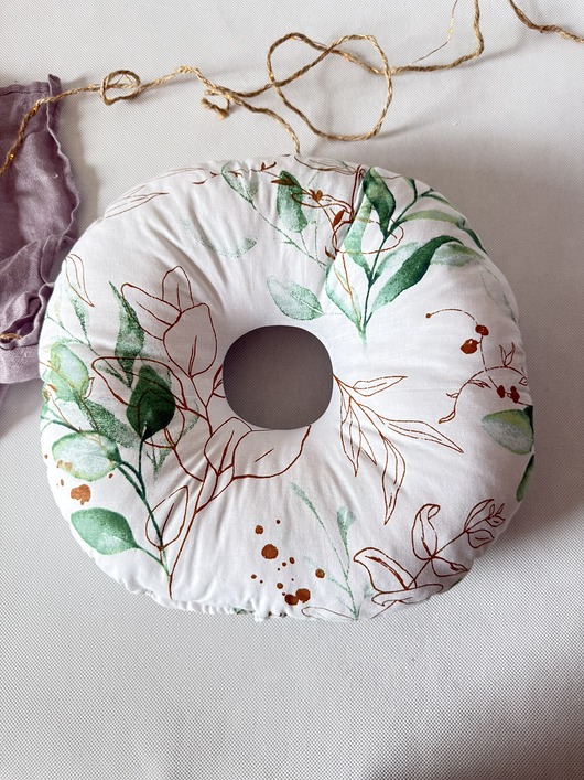 kolczyki - inne Poduszka do Piercingu Ucha Z Otworem Na Gojenie Helix Tragus bawełniana