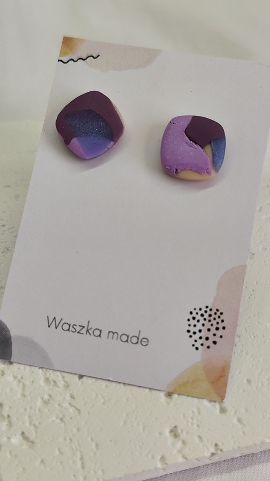 kolczyki z masy plastycznej Kolczyki marmurek kwadraty fioletowe