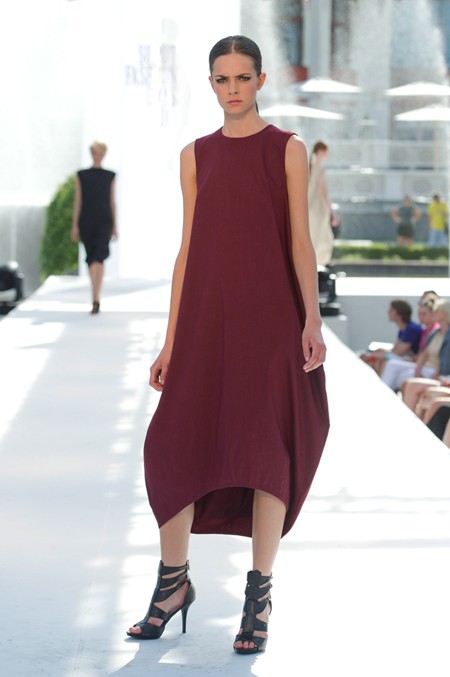 sukienki midi damskie Maroon bottle dress