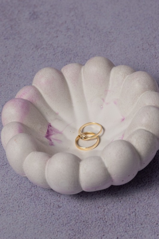 akcesoria różne Miseczka / podstawka z gipsu polimerowego