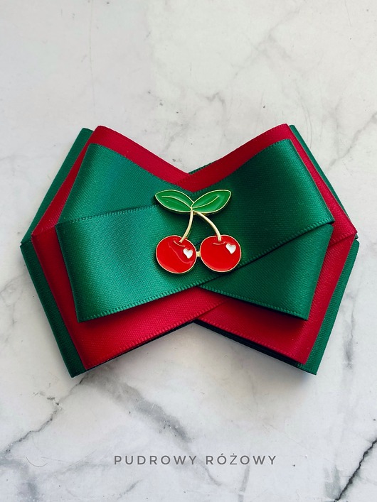 broszki Brosza z kolekcji z wisienkami z ozdobą Wiśnia