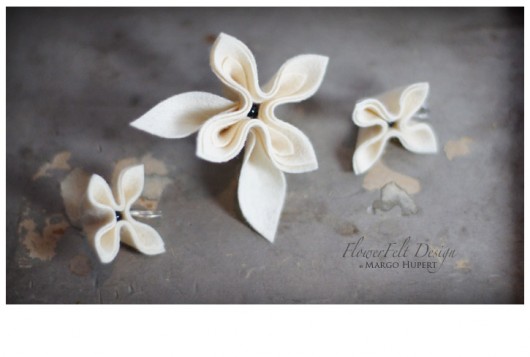 mini ecru FlowerFelt Design