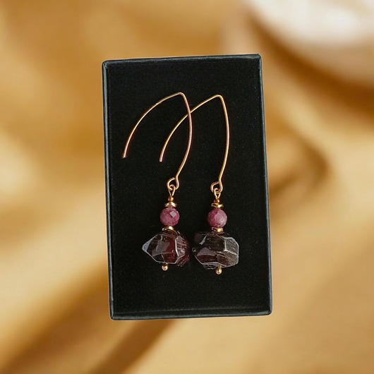 kolczyki z kamieniami Kolczyki RUBIN i GRANAT - bardzo efektowne