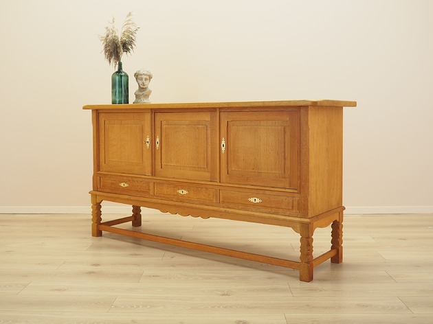 komody Sideboard dębowy Henning Kj