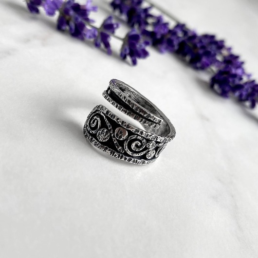 pierścionki srebrne Pierścionek Orientalne fale