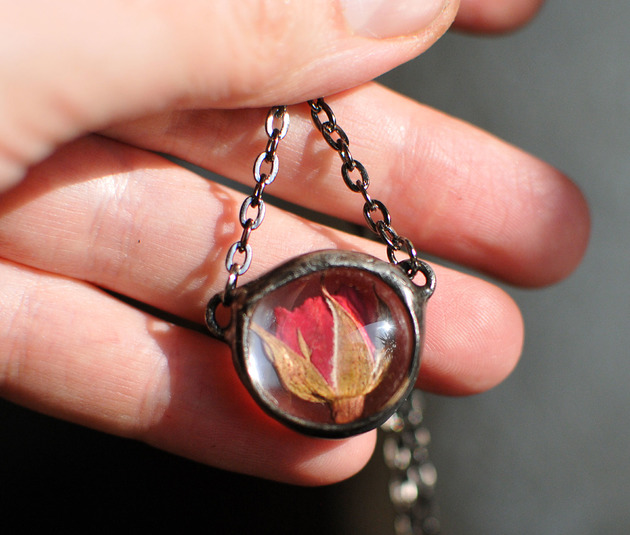 kolie Krótki naszyjnik z różą