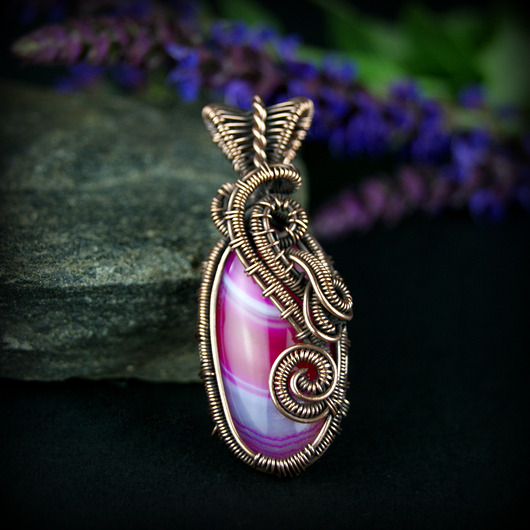 wisiory Wisiorek z  różowym agatem