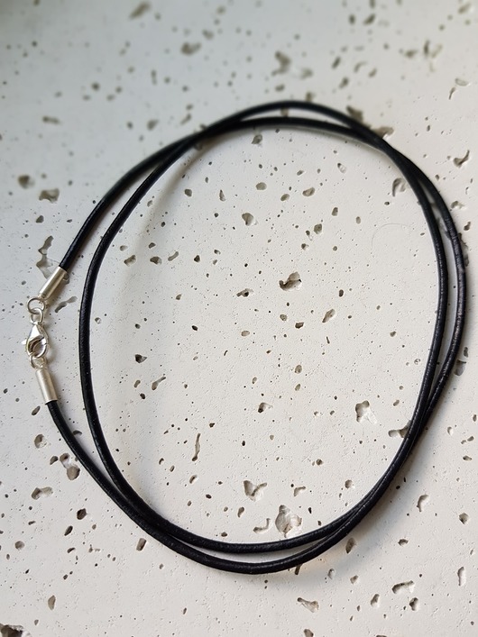 Rzemyk skórzany ze srebrną zapinką Grol Jewellery