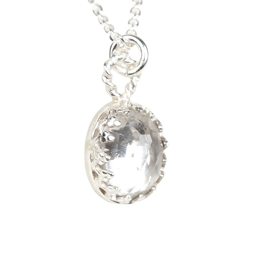 srebrne naszyjniki Minimalistyczny srebrny naszyjnik z kryształem górskim